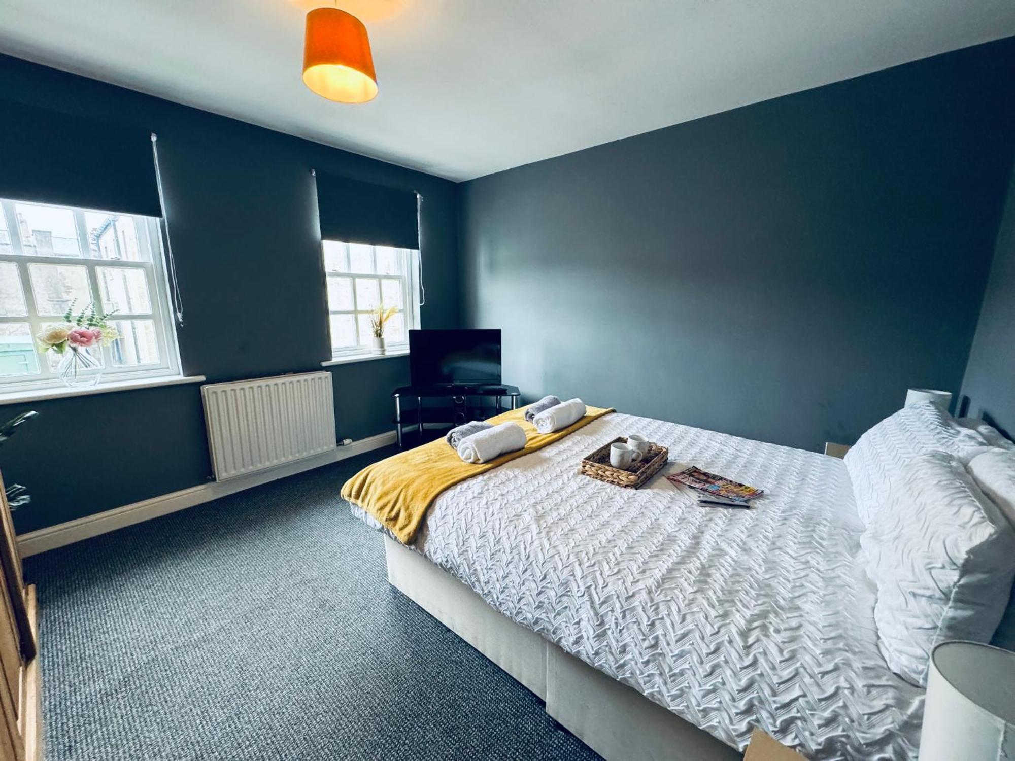 Queens Townhouse - 4 Bed Whitehaven