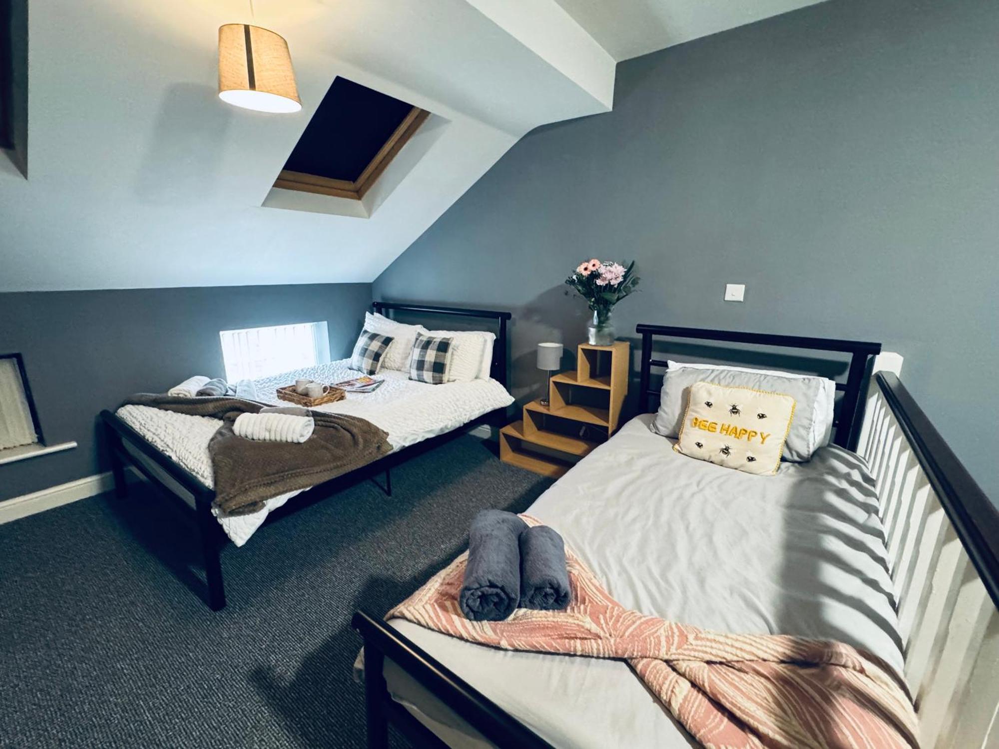 Apartment Queens Townhouse - 4 Bed Whitehaven