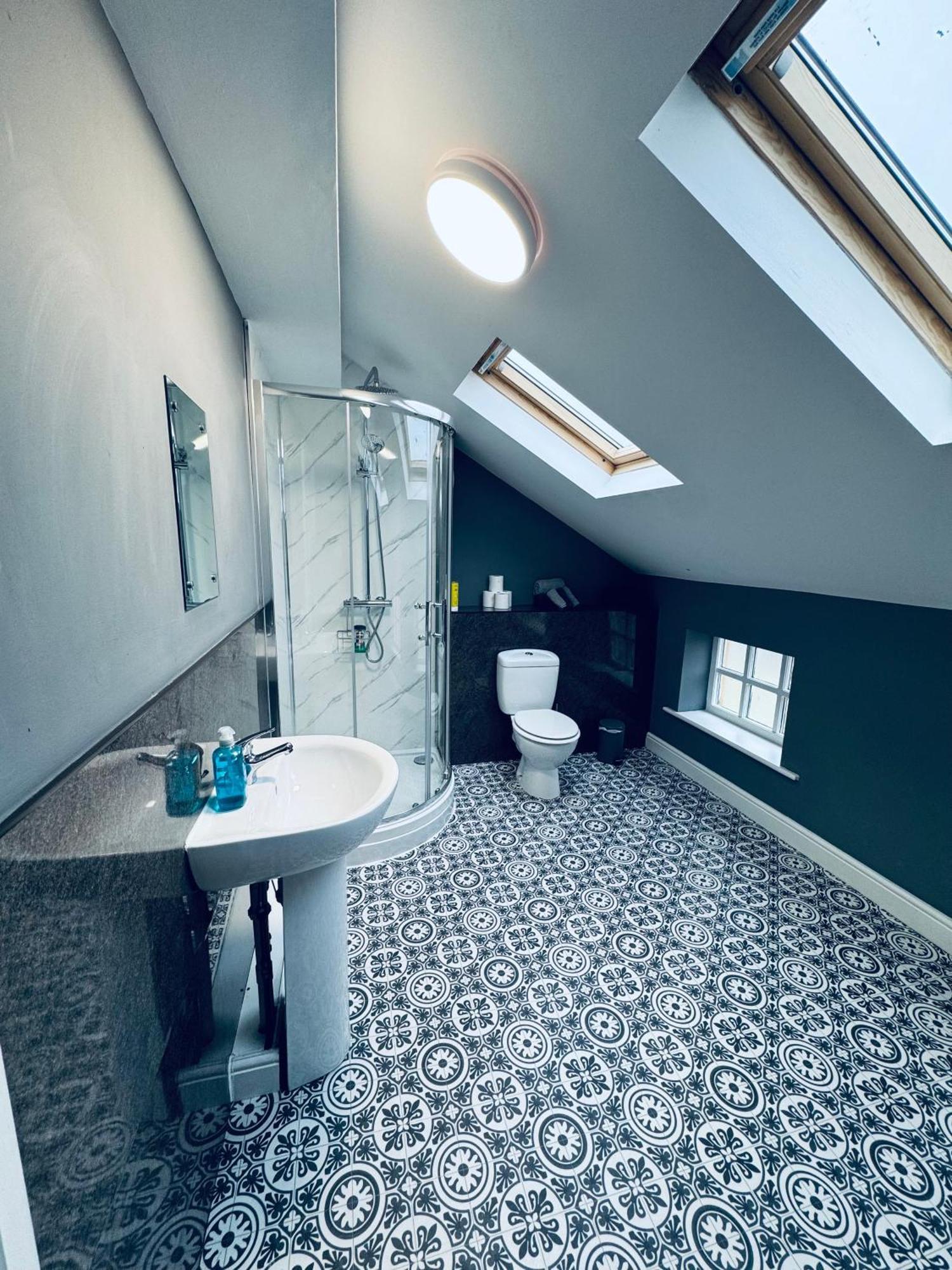 Queens Townhouse - 4 Bed * Whitehaven